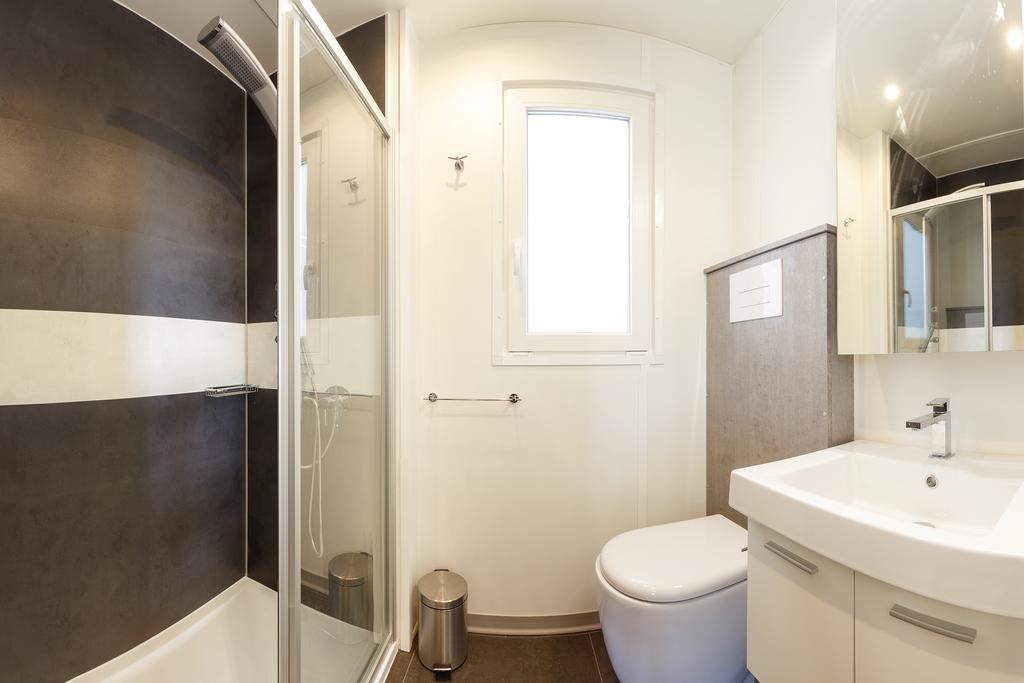 Mobile Homes Premium Vista Mare Park Umag By Camp4You Buitenkant foto